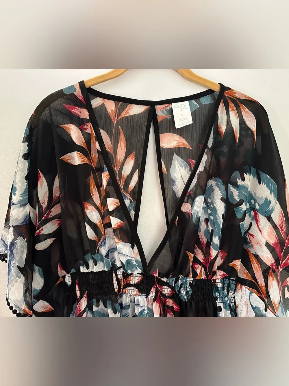 Kona Sol Kaftan Cover-Up Black Floral Medium Like New